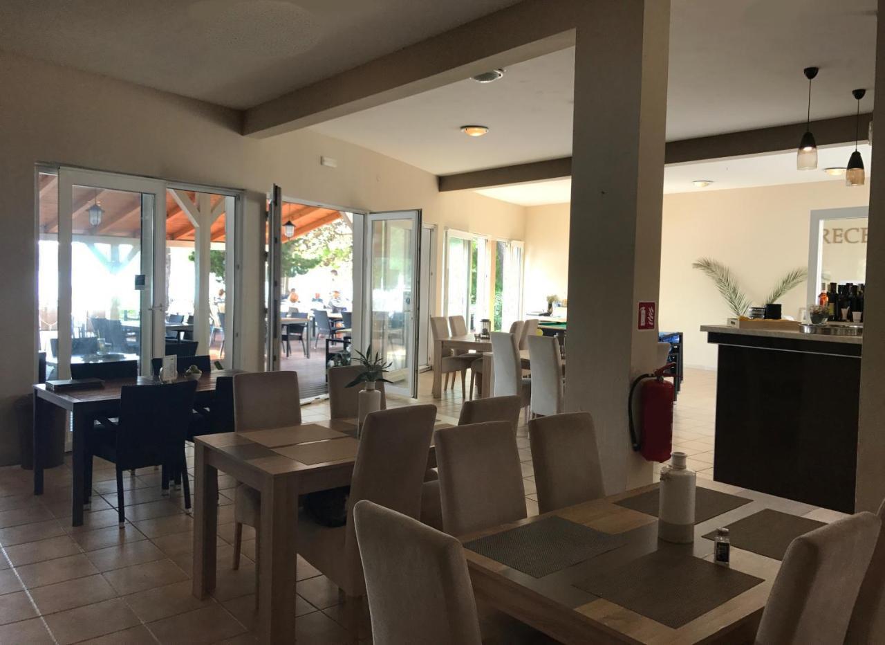 Illyrian Resort Milna  Exterior photo